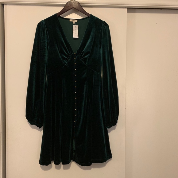 emerald green winter dress
